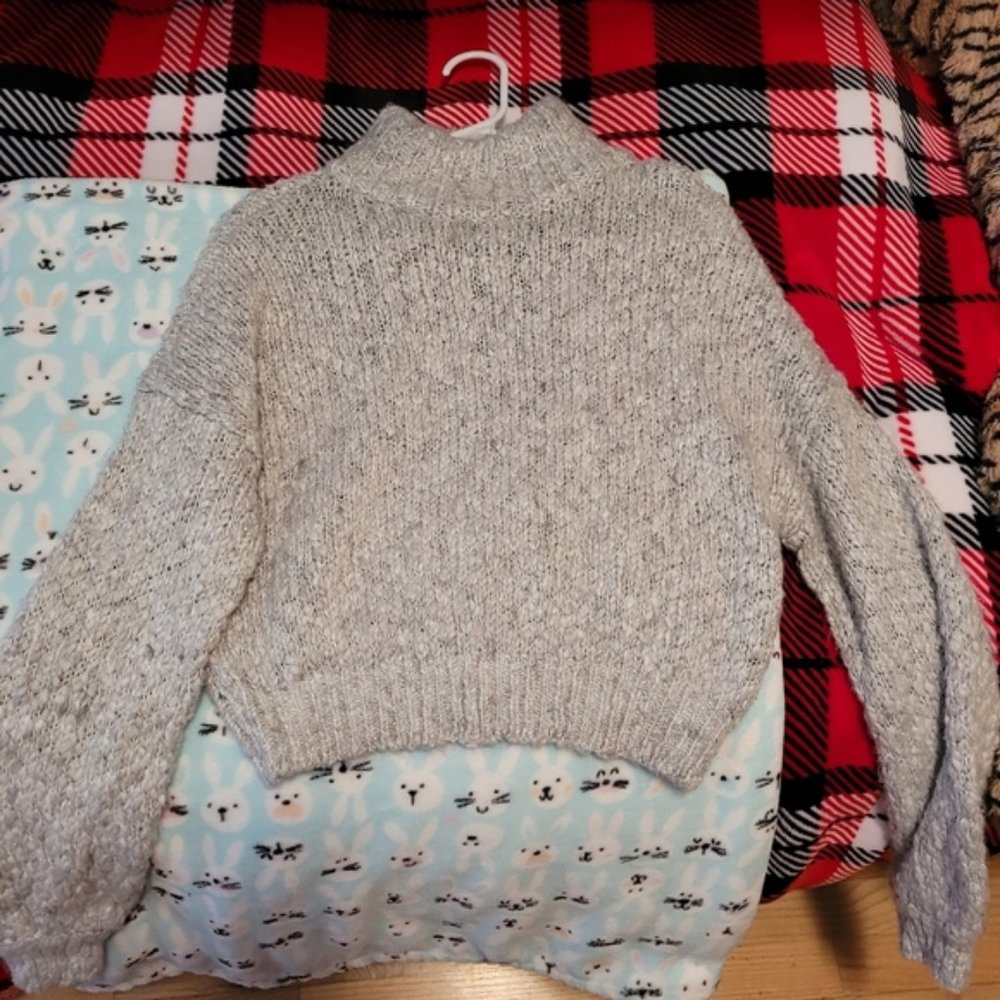 HOLLISTER Warm Winter Sweater Size Small